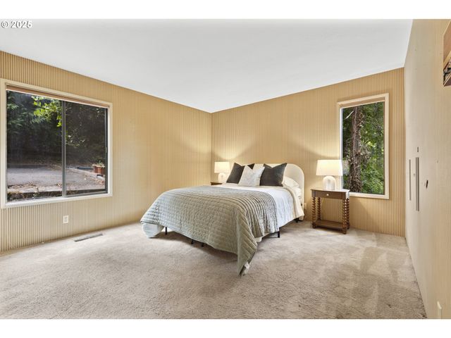 1993 FIRCREST Dr, Eugene, OR 97403