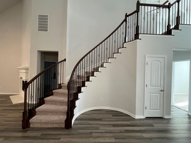 121 Red Granite RD, Georgetown, TX 78633