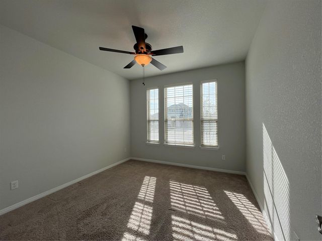 121 Red Granite RD, Georgetown, TX 78633