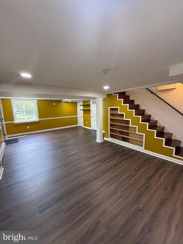 816 CROTHERS LN, Rockville, MD 20852