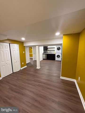 816 CROTHERS LN, Rockville, MD 20852