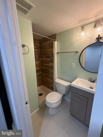 816 CROTHERS LN, Rockville, MD 20852