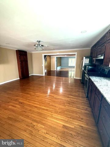 816 CROTHERS LN, Rockville, MD 20852