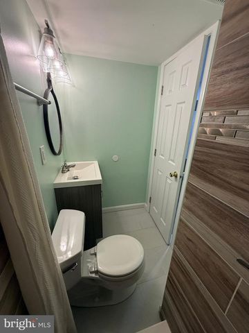 816 CROTHERS LN, Rockville, MD 20852