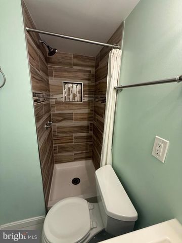 816 CROTHERS LN, Rockville, MD 20852