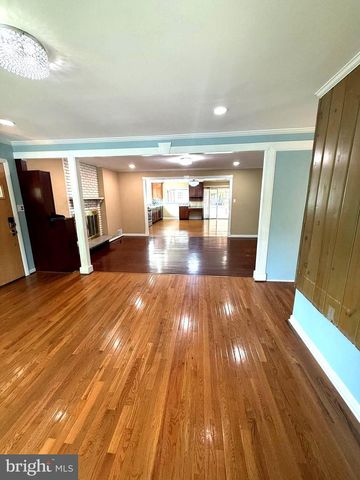 816 CROTHERS LN, Rockville, MD 20852