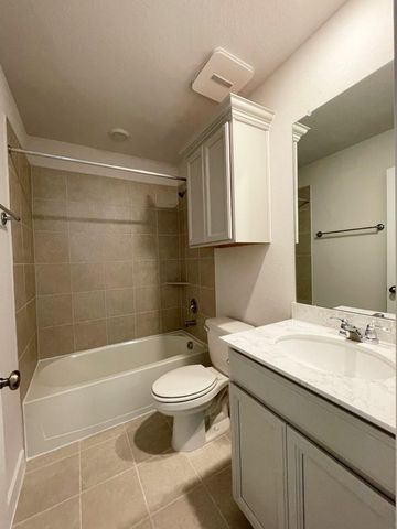 130 Cedar Hammock Trail, Tomball, TX 77375