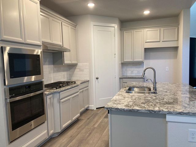 130 Cedar Hammock Trail, Tomball, TX 77375