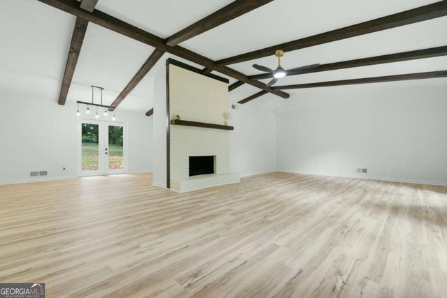 411 Hunters Lane, Woodstock, GA 30189