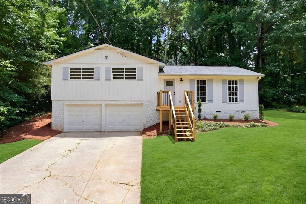 411 Hunters Lane, Woodstock, GA 30189
