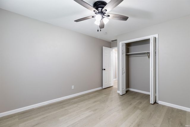 8833 Idaho Drive, Newburgh, IN 47630