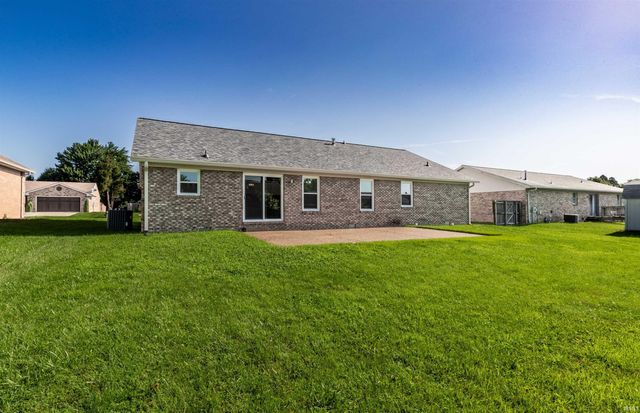 8833 Idaho Drive, Newburgh, IN 47630