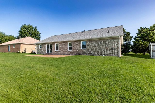 8833 Idaho Drive, Newburgh, IN 47630