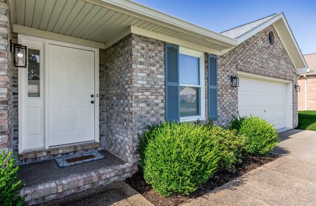 8833 Idaho Drive, Newburgh, IN 47630