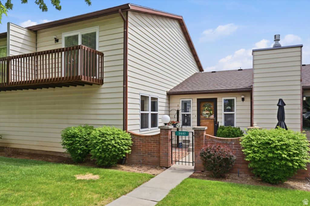 Image 3 of property listing at 3987 WESTWIND CT, Riverdale, UT 84405