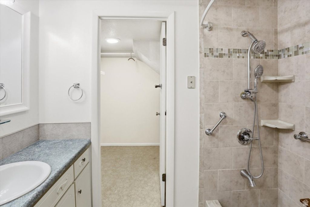Image 23 of property listing at 3987 WESTWIND CT, Riverdale, UT 84405