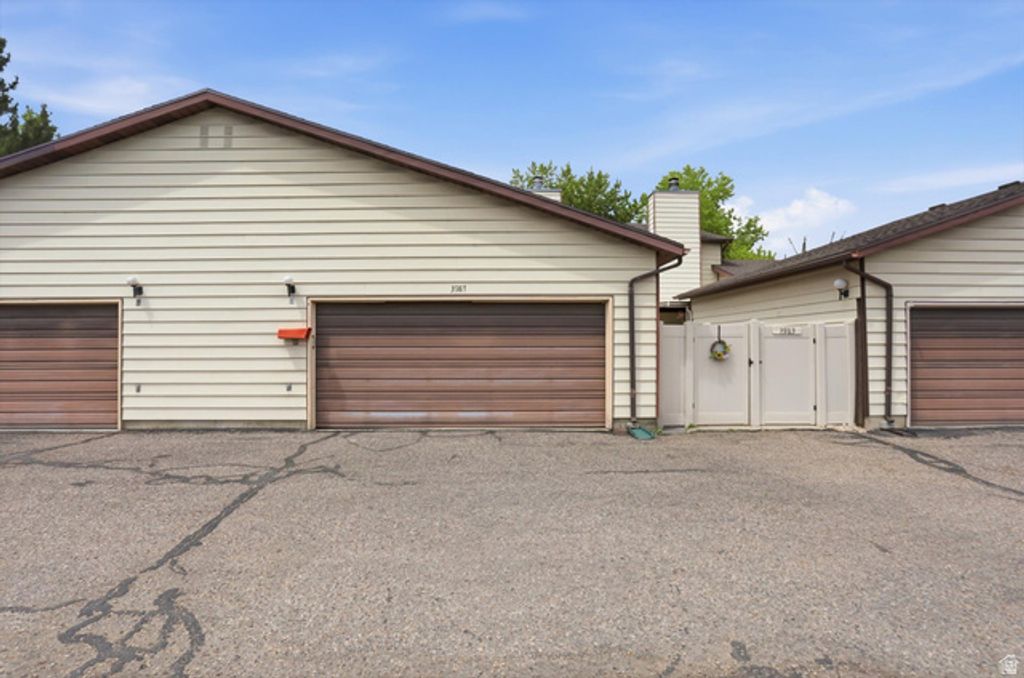 Image 37 of property listing at 3987 WESTWIND CT, Riverdale, UT 84405