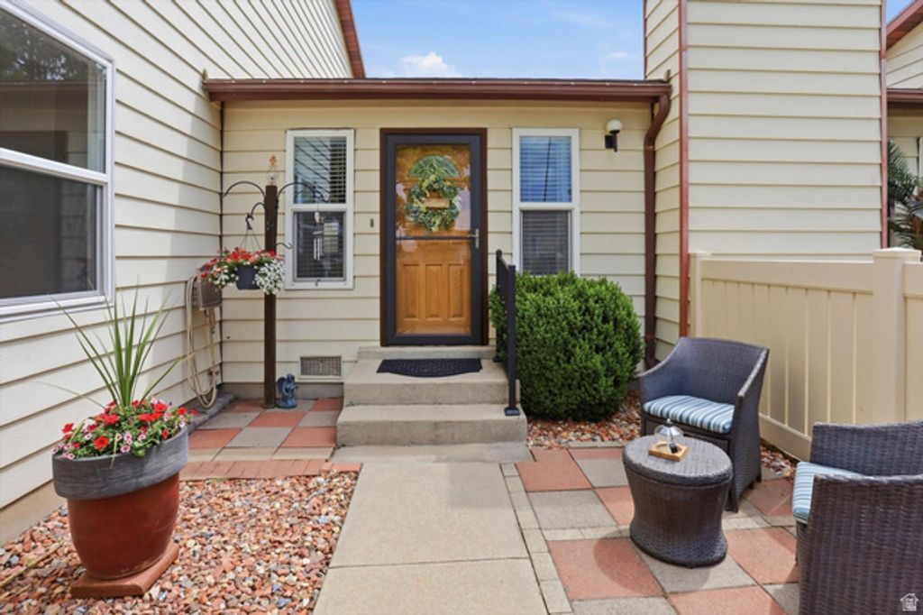 Image 38 of property listing at 3987 WESTWIND CT, Riverdale, UT 84405