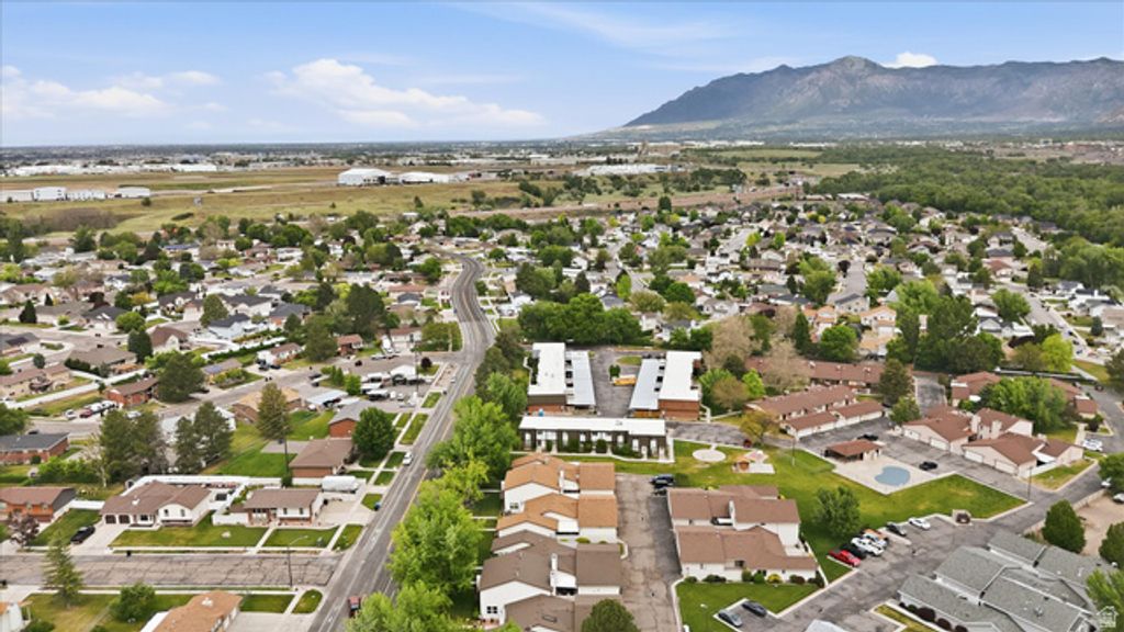 Image 44 of property listing at 3987 WESTWIND CT, Riverdale, UT 84405