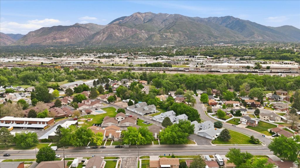 Image 47 of property listing at 3987 WESTWIND CT, Riverdale, UT 84405