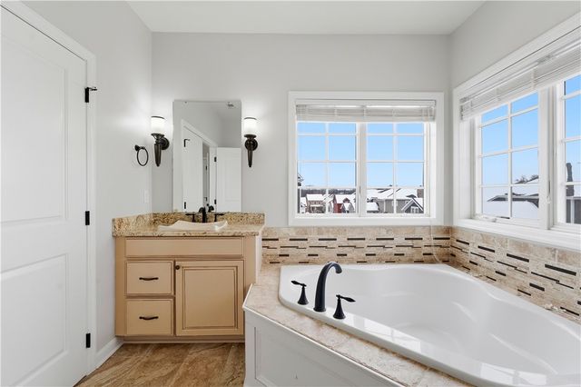 200 Venango Trl, Marshall, PA 16046