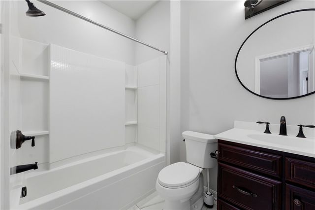 200 Venango Trl, Marshall, PA 16046