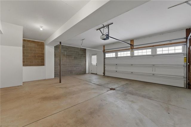 200 Venango Trl, Marshall, PA 16046