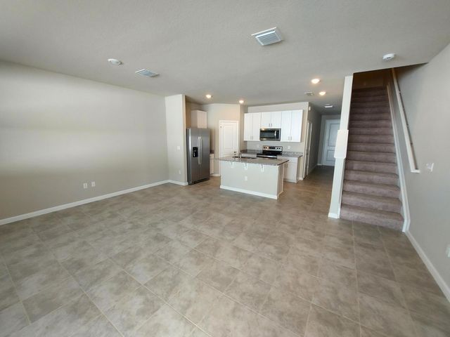 312 Salisbury Circle, Fort Pierce, FL 34982