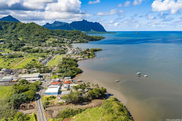 47-653D Kamehameha Highway, Kaneohe, HI 96744