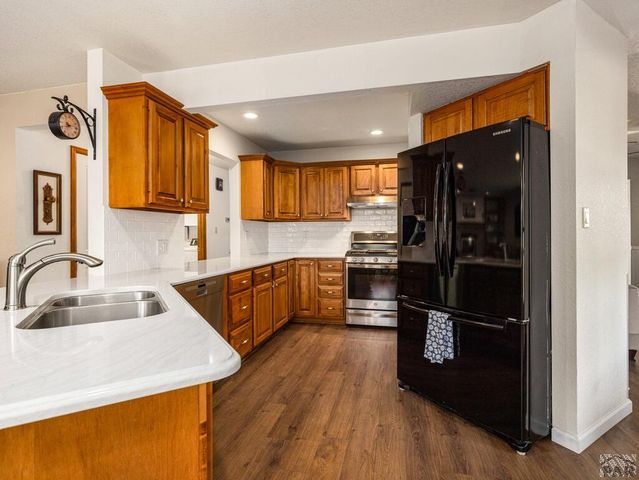 13 Swift Arrow Court, Pueblo, CO 81001
