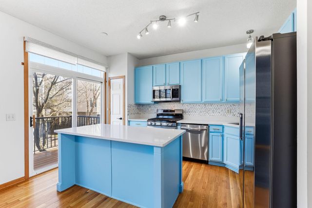727 2nd Street NE, Hopkins, MN 55343
