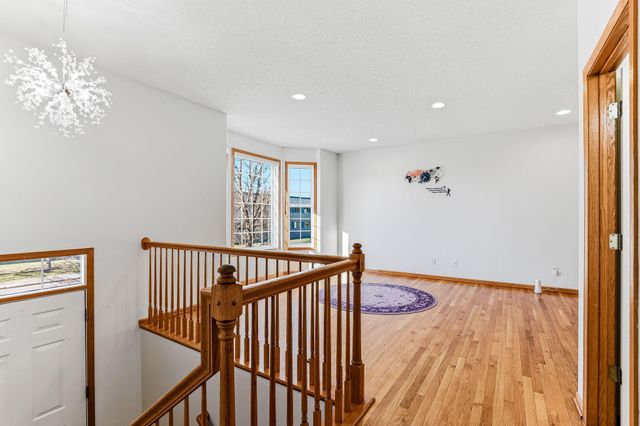 727 2nd Street NE, Hopkins, MN 55343