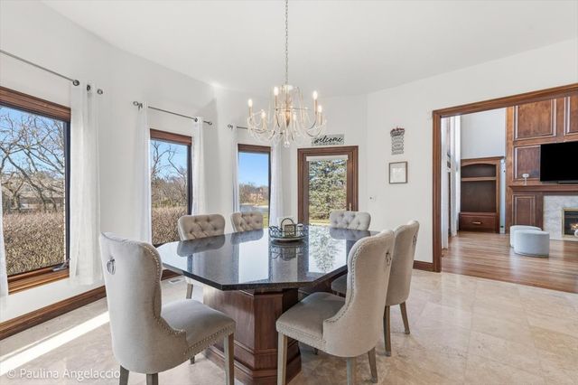 12 Bridlewood Trail, South Barrington, IL 60010