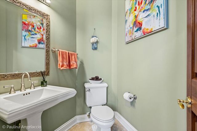 12 Bridlewood Trail, South Barrington, IL 60010