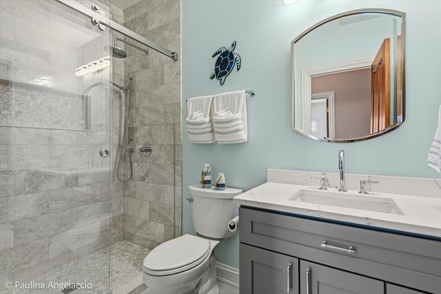 12 Bridlewood Trail, South Barrington, IL 60010