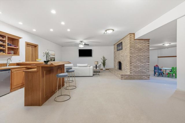 12 Bridlewood Trail, South Barrington, IL 60010