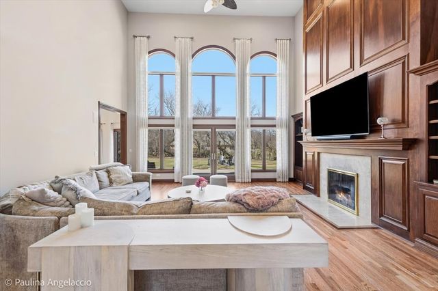 12 Bridlewood Trail, South Barrington, IL 60010