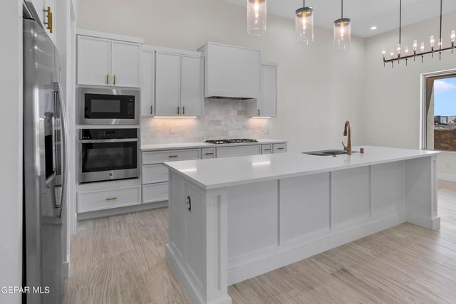 820 Acton Street, Horizon City, TX 79928