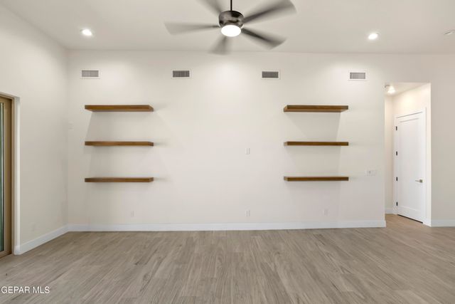 820 Acton Street, Horizon City, TX 79928