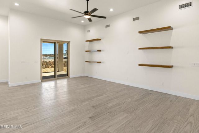 820 Acton Street, Horizon City, TX 79928