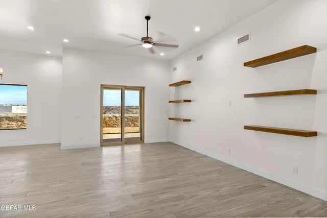 820 Acton Street, Horizon City, TX 79928