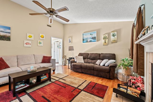 308 Killarney Dr., Myrtle Beach, SC 29588