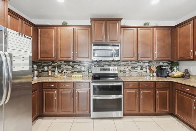 503 KESTREL DRIVE, Groveland, FL 34736