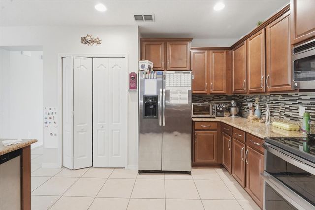 503 KESTREL DRIVE, Groveland, FL 34736