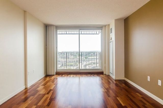 10 Museum Way 2128, Cambridge, MA 02141