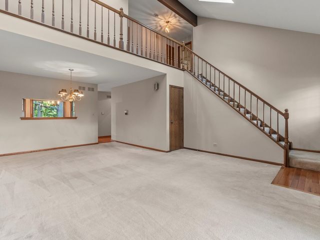 23W501 Green Trails Drive, Naperville, IL 60540