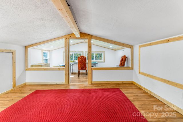 226 Fish Pond Lane, Burnsville, NC 28714