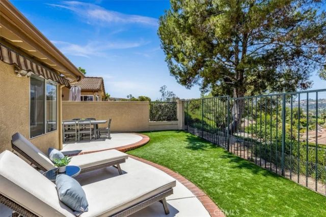 27355 Paseo Laguna, San Juan Capistrano, CA 92675