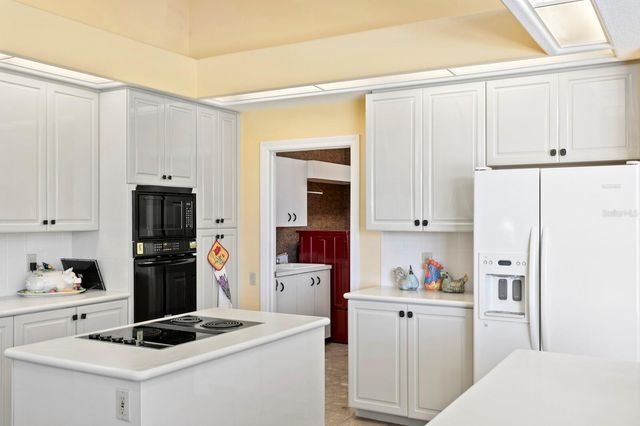 7361 WATERSILK DRIVE, Pinellas Park, FL 33782