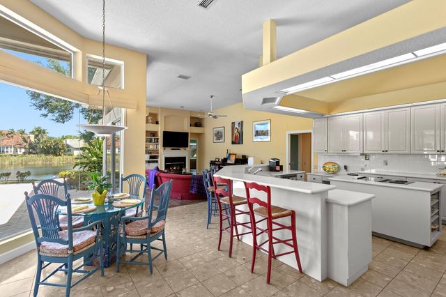 7361 WATERSILK DRIVE, Pinellas Park, FL 33782